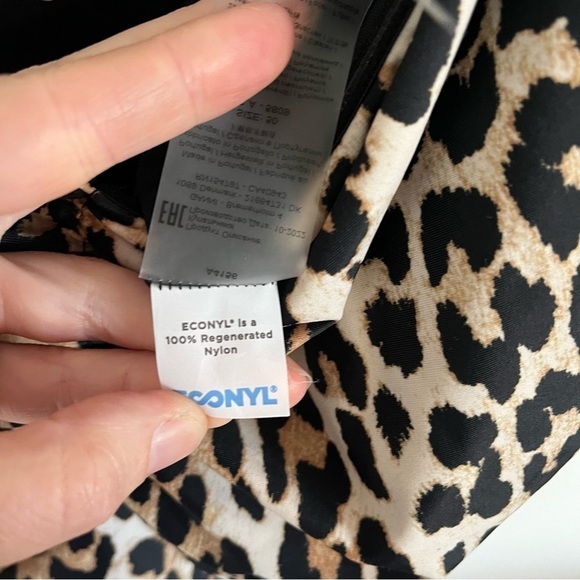 GANNI Savannah Leopard One Piece Swimsuit NWOT - Picture 10 of 12